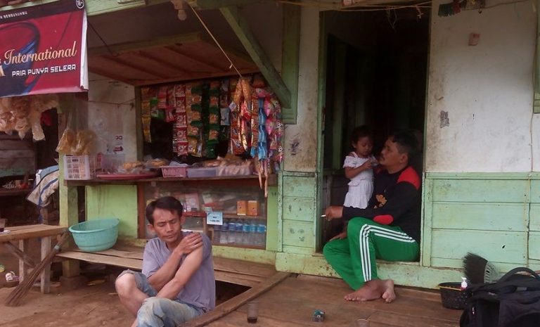 Lahir di Tanah Subur, Bertani di Tanah Seberang