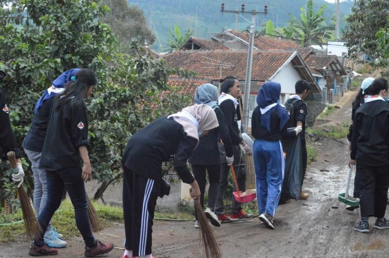 Mahasiswa Planologi ITENAS Bandung Gelar Pengabdian ke Desa